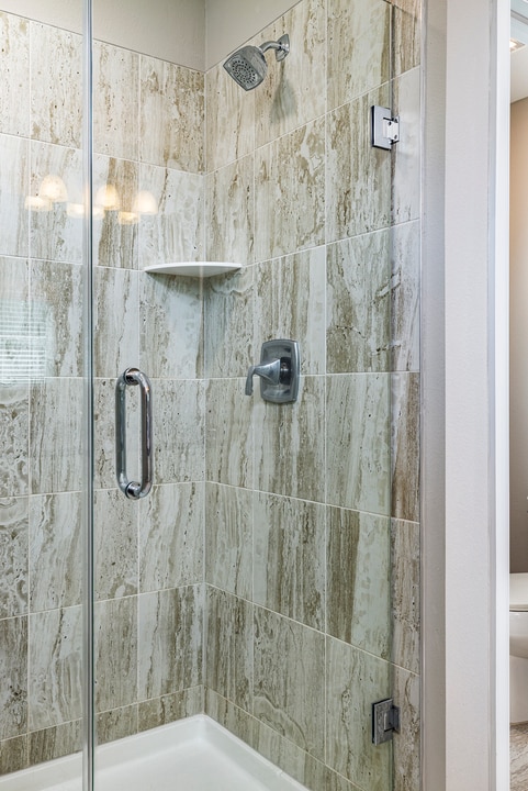 Property p10 image 23